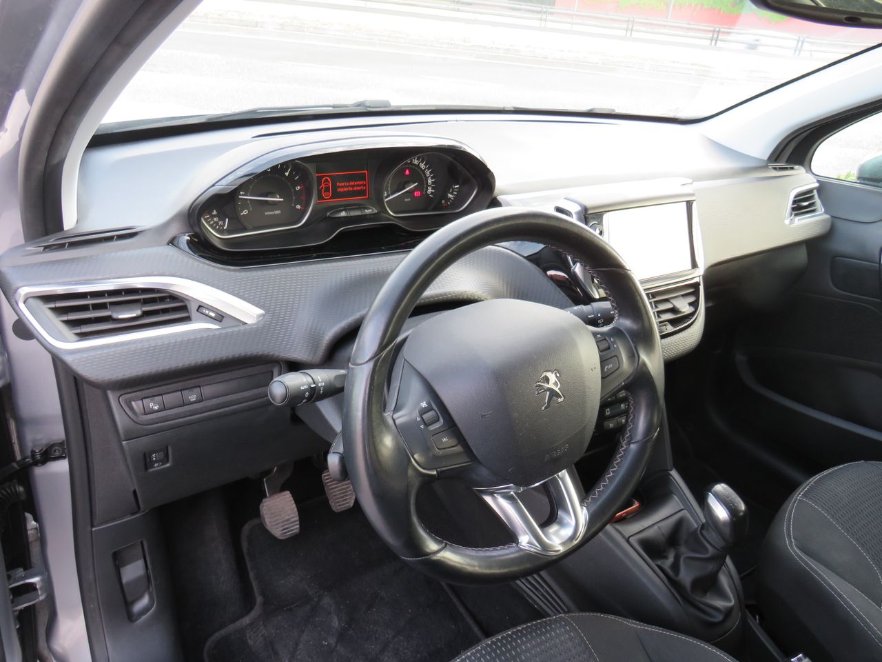 Peugeot 208 5p Tech Edition 1.6 BlueHDi 100 S&S - Foto 16