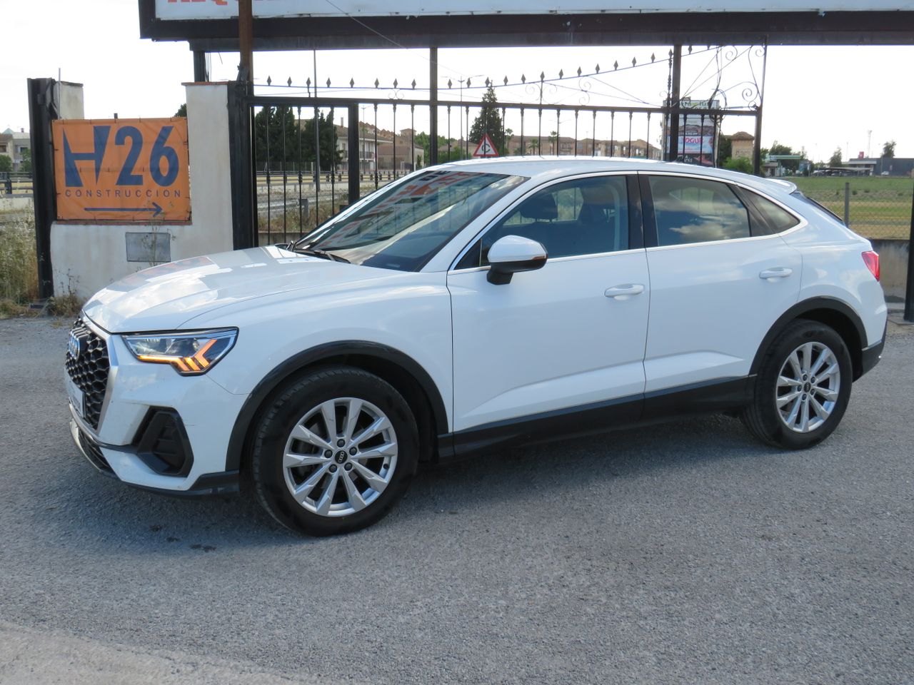 Audi Q3 sportback 3.5 tdi 150cv advance - Foto 18