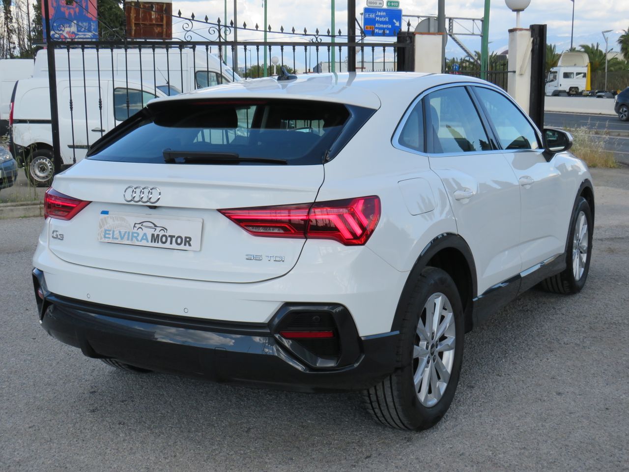Audi Q3 sportback 3.5 tdi 150cv advance - Foto 5