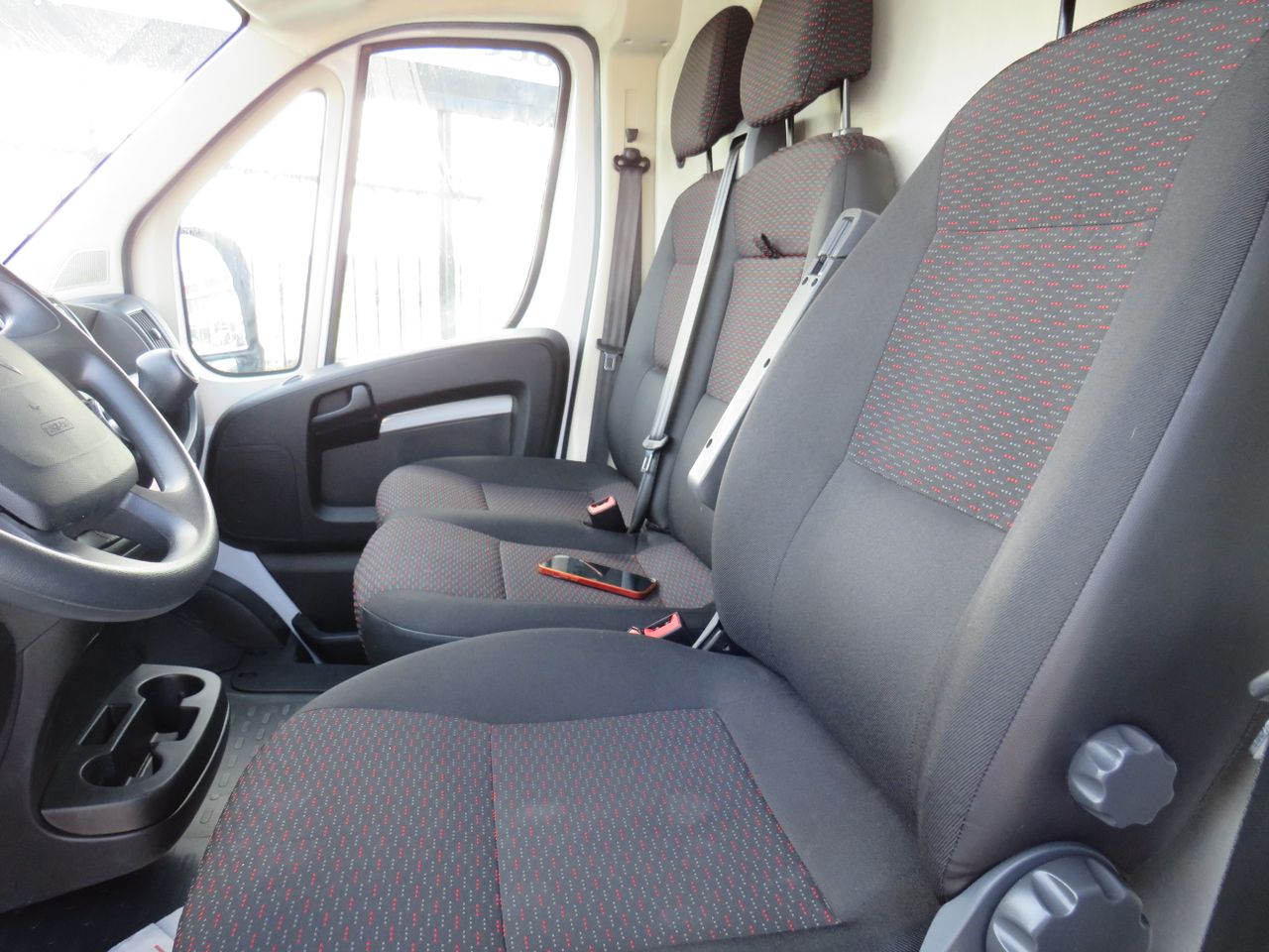 Citroën Jumper 2.2 HDI 140 CV L2H2 - Foto 26