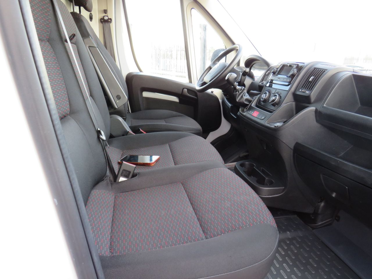 Citroën Jumper 2.2 HDI 140 CV L2H2 - Foto 13