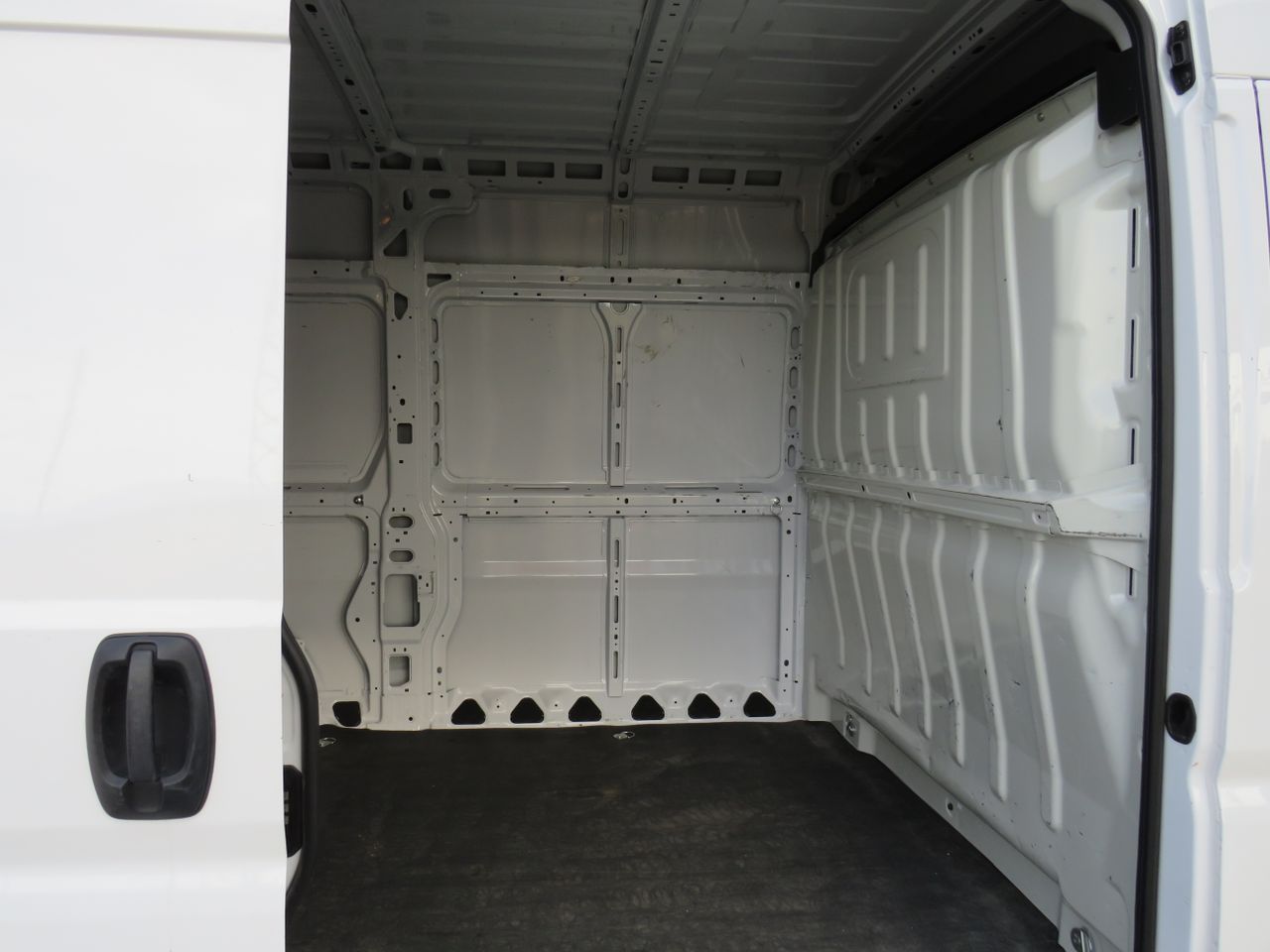 Citroën Jumper 2.2 HDI 140 CV L2H2 - Foto 19