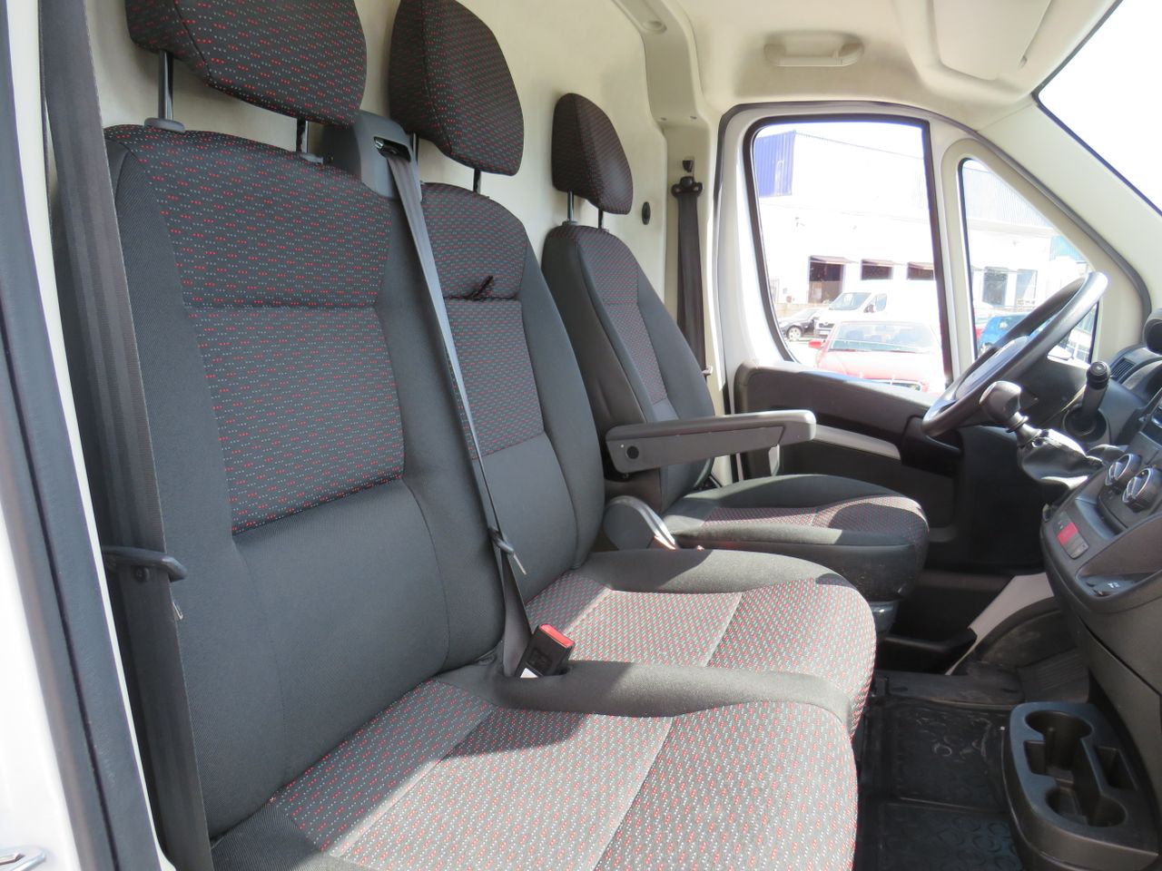 Citroën Jumper 2.2 HDI 140 CV L2H1 - Foto 15