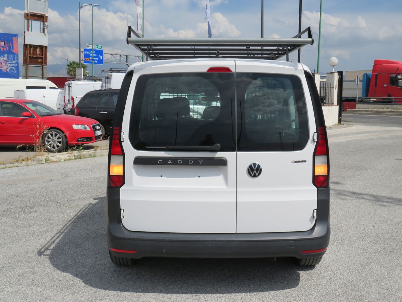 Volkswagen Caddy 2.0 tdi 122cv 4 motion - Foto 12