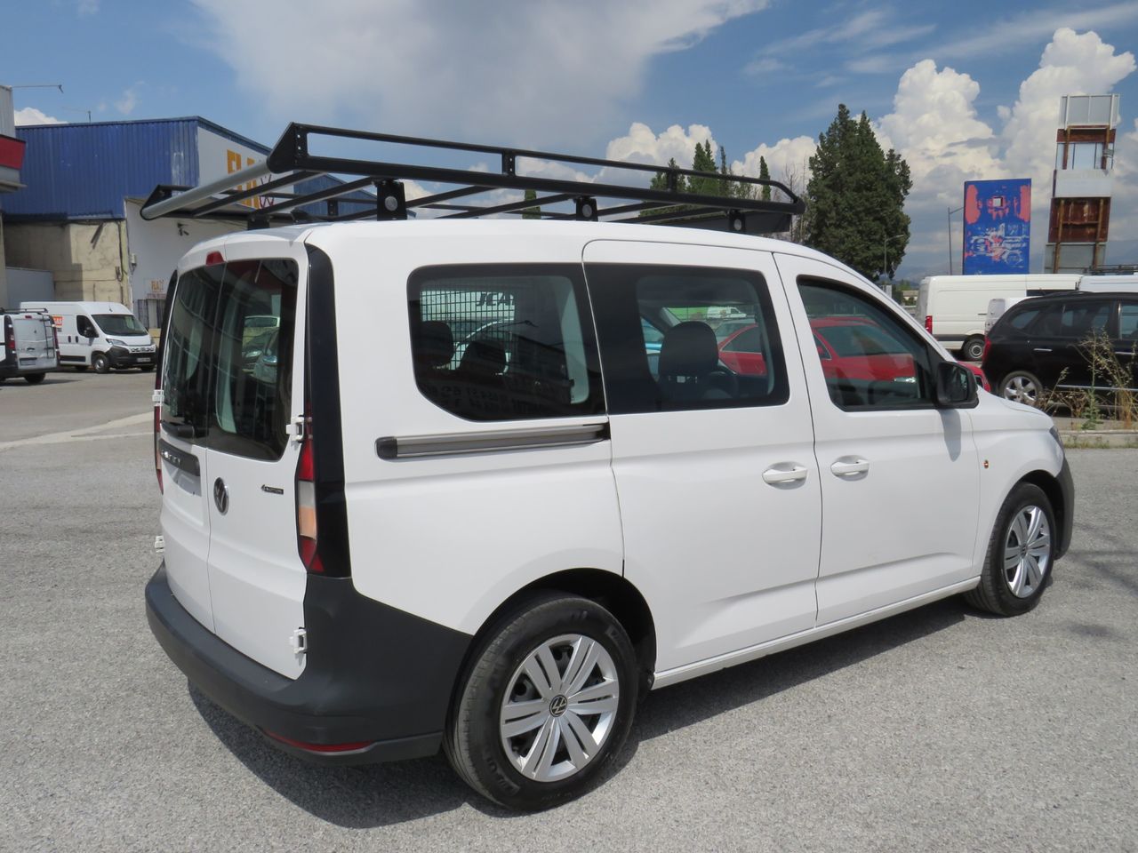 Volkswagen Caddy 2.0 tdi 122cv 4 motion - Foto 17