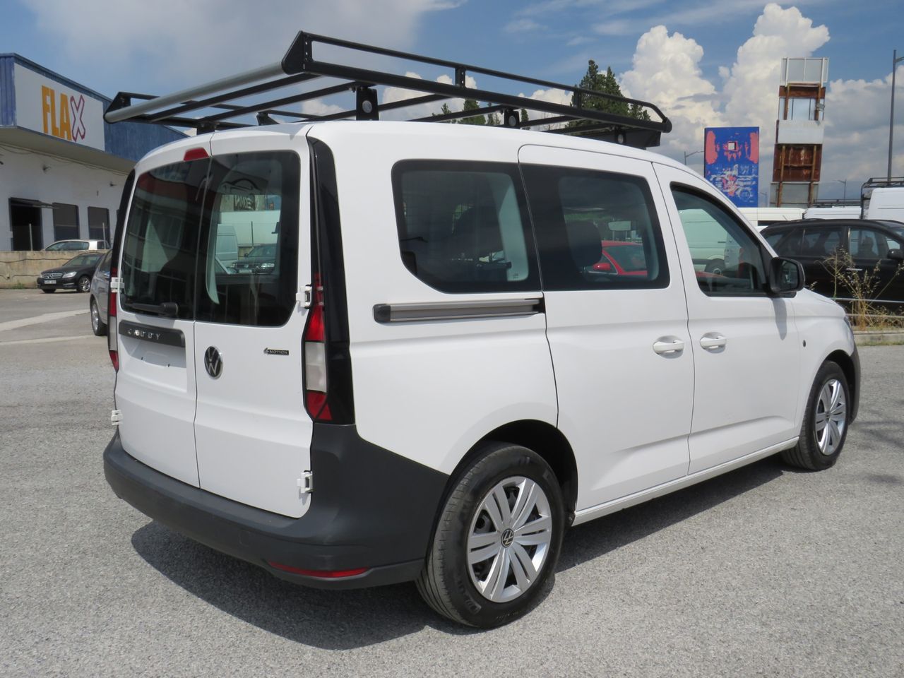 Volkswagen Caddy 2.0 tdi 122cv 4 motion - Foto 16
