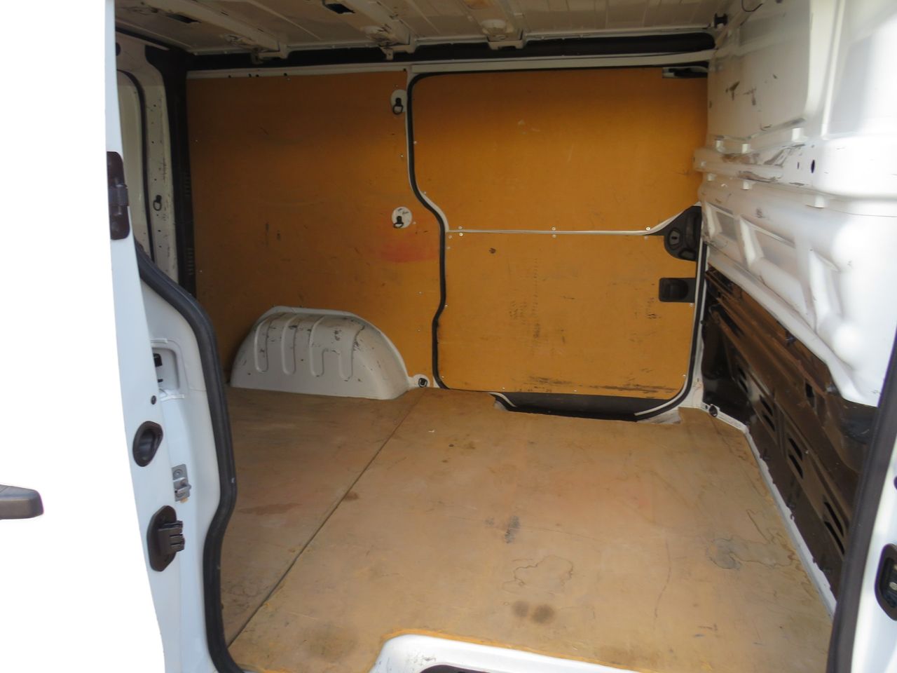 Renault Trafic 1.6 dci 120cv furgon cerrado - Foto 14