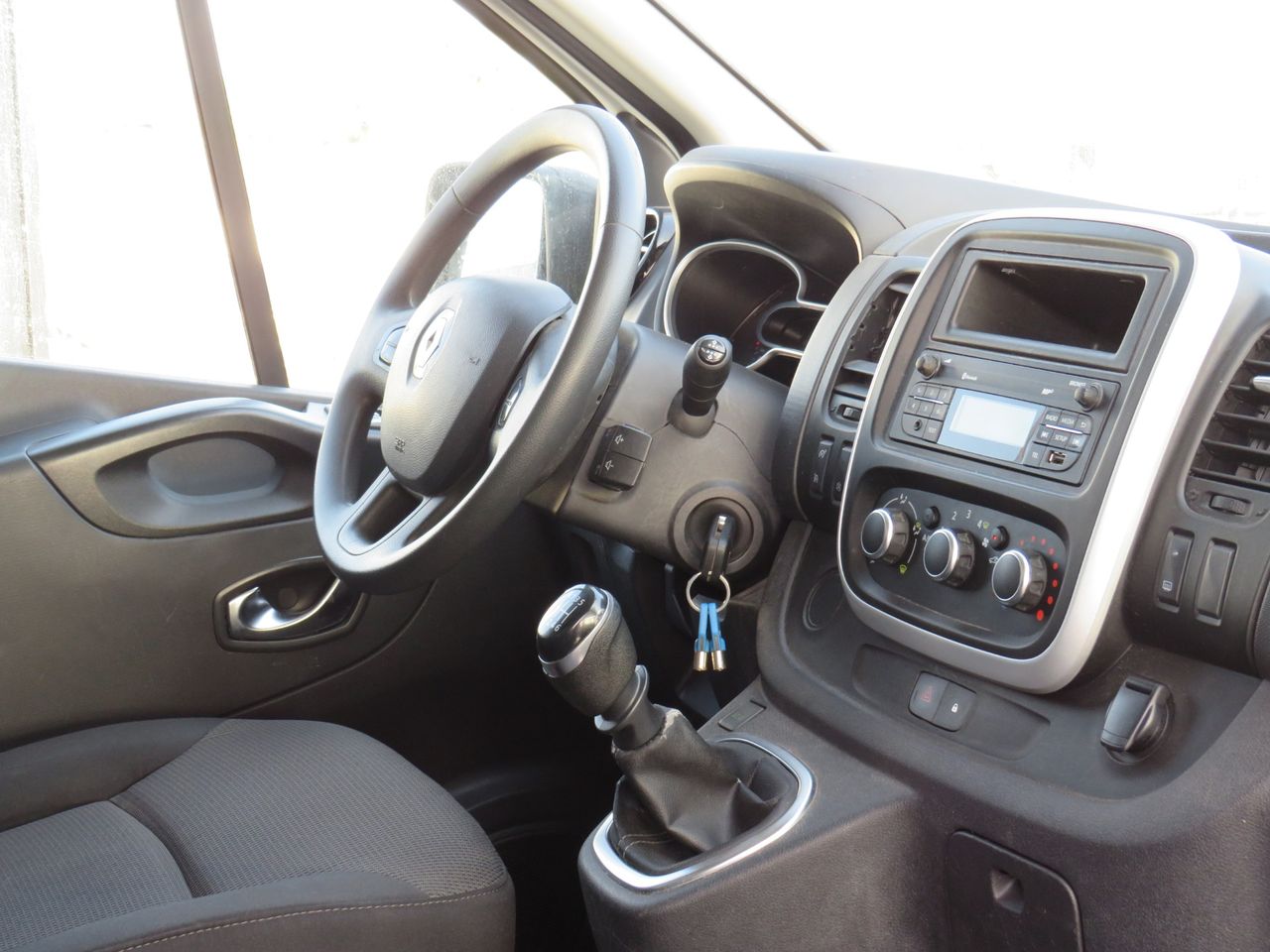 Renault Trafic 1.6 dci 120cv furgon cerrado - Foto 12