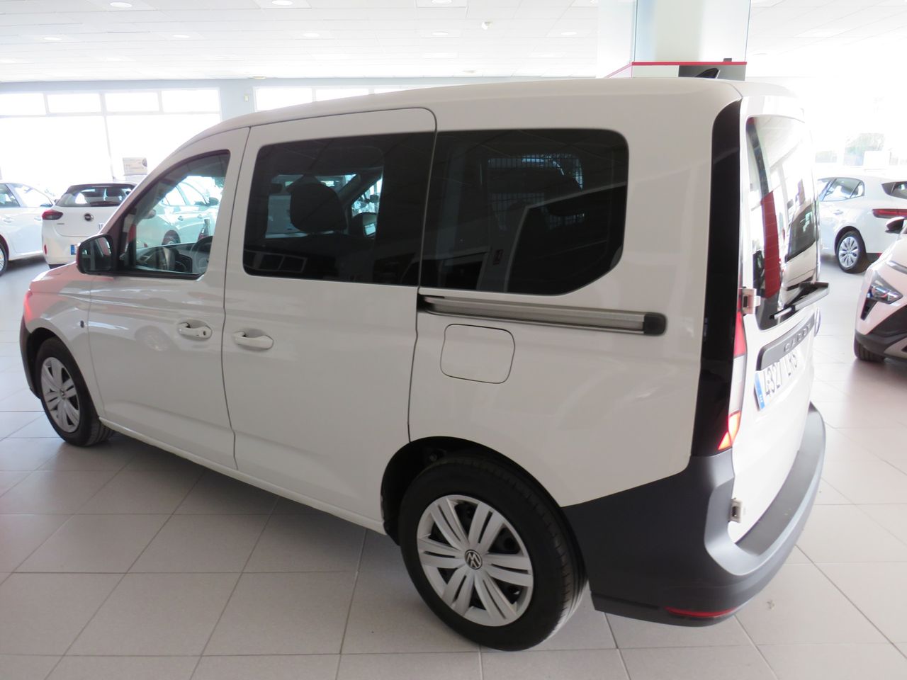 Volkswagen Caddy 2.0 TDI 90 kW - Foto 27