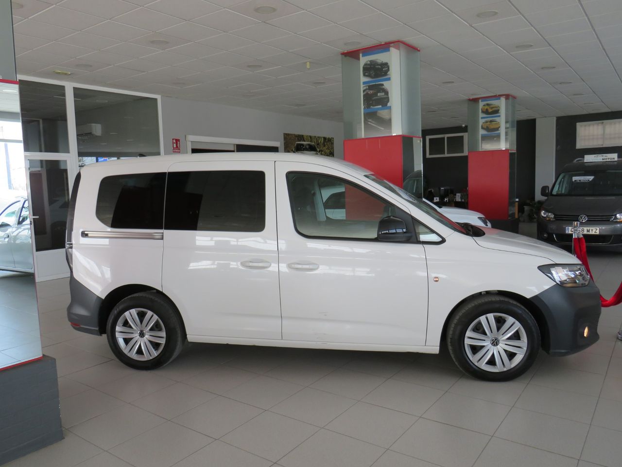 Volkswagen Caddy 2.0 TDI 90 kW - Foto 7