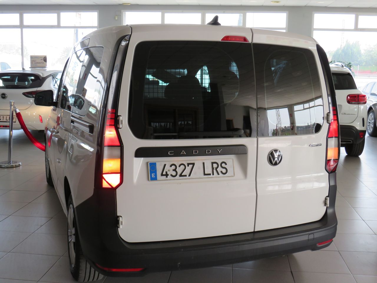 Volkswagen Caddy 2.0 TDI 90 kW - Foto 33