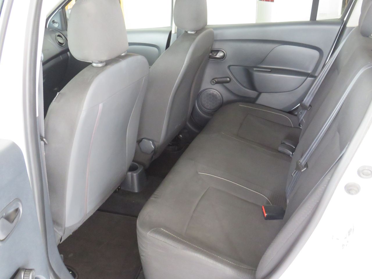 Dacia Logan Essential 1.0 55 kW - Foto 17
