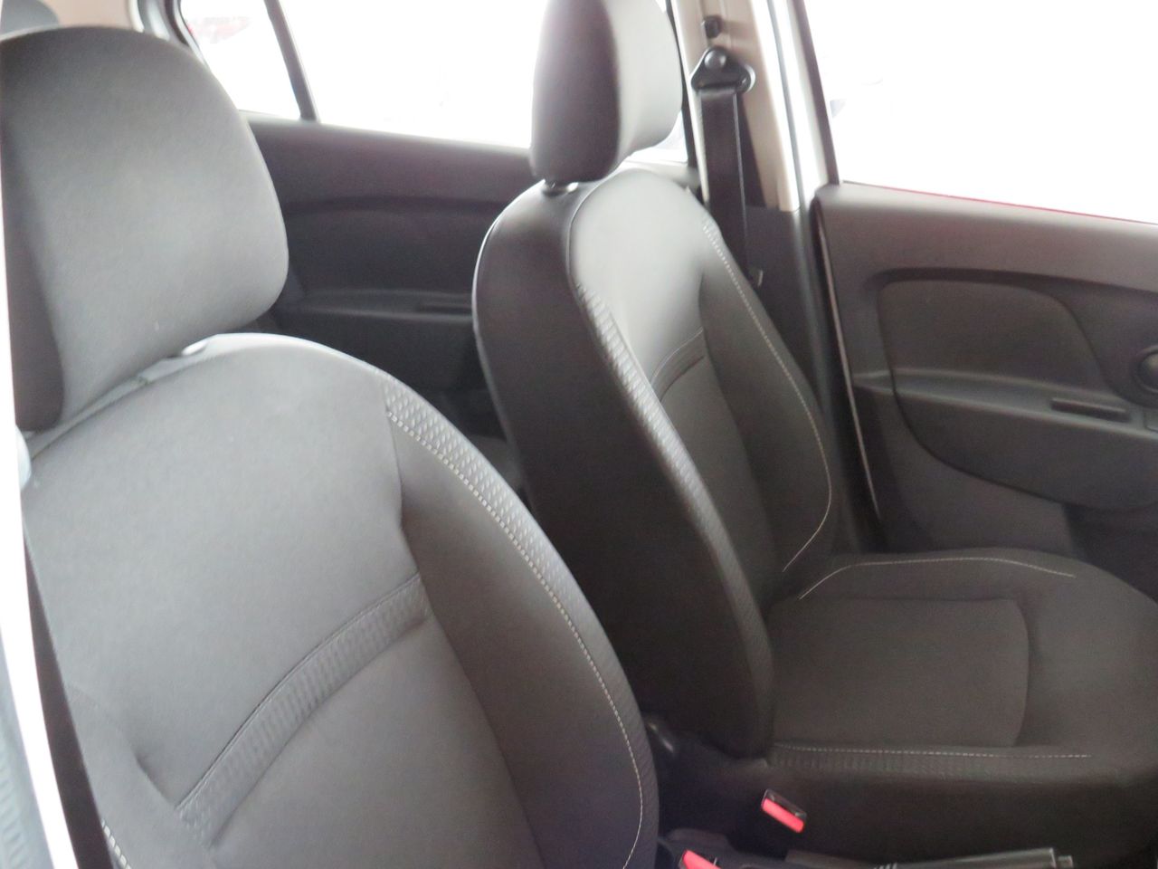Dacia Logan Essential 1.0 55 kW - Foto 11