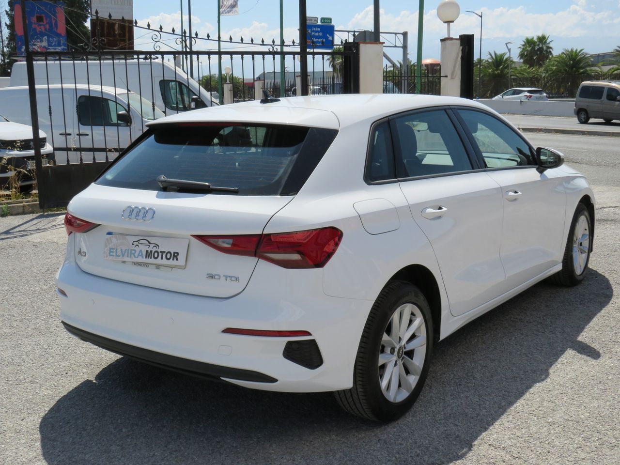 Audi A3 1.6 TDI 115CV - Foto 12