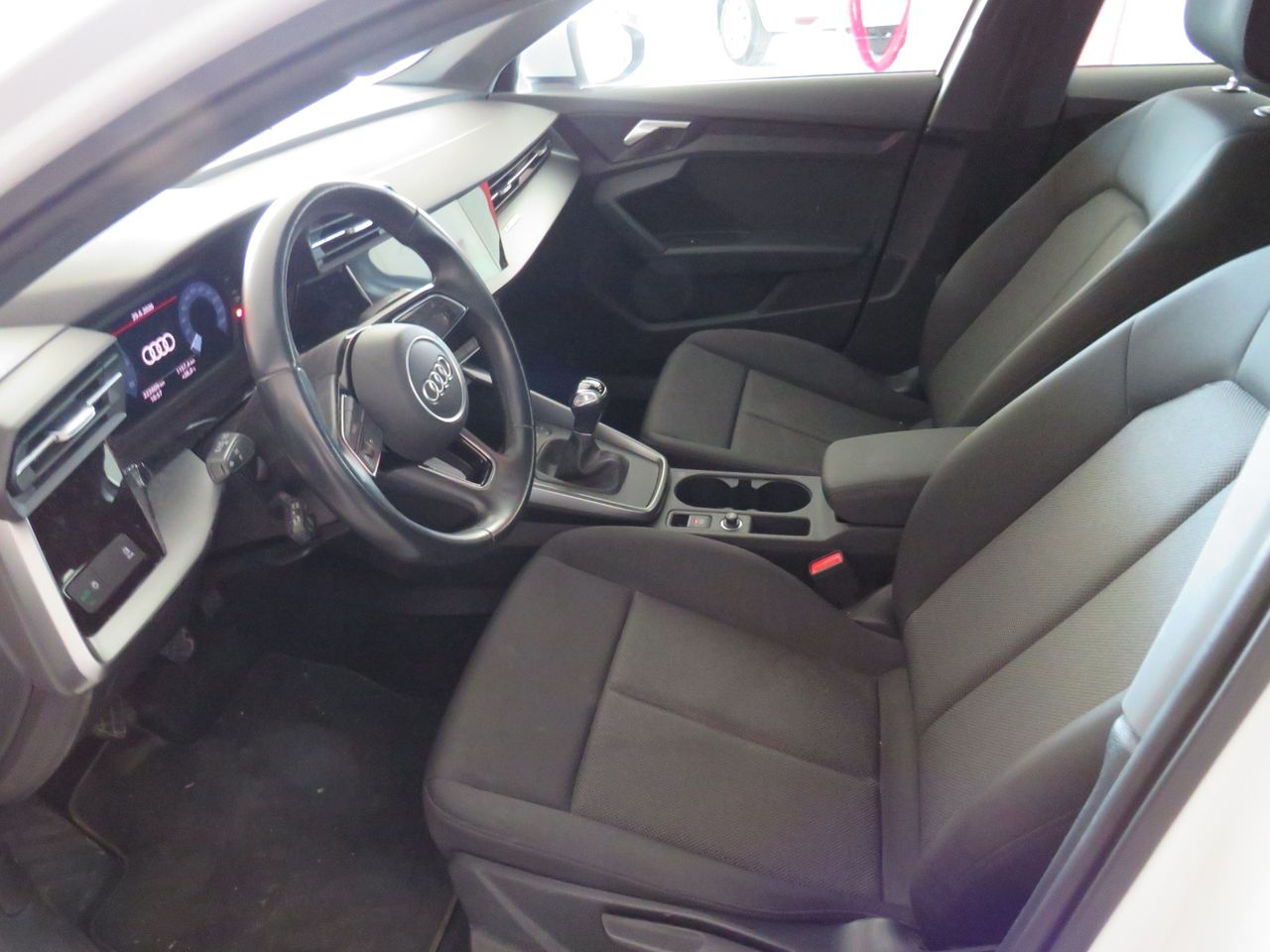 Audi A3 1.6 TDI 115CV - Foto 21