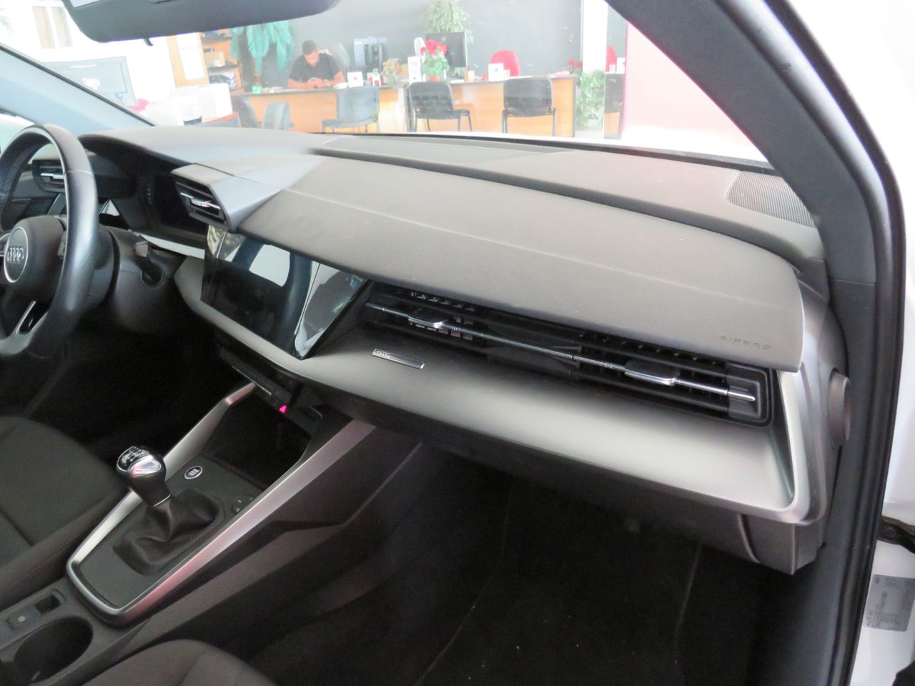 Audi A3 1.6 TDI 115CV - Foto 28