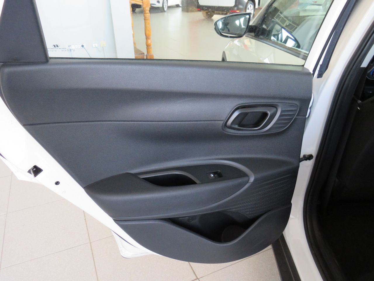 Hyundai Bayon 1.2 tgi 84cv - Foto 19