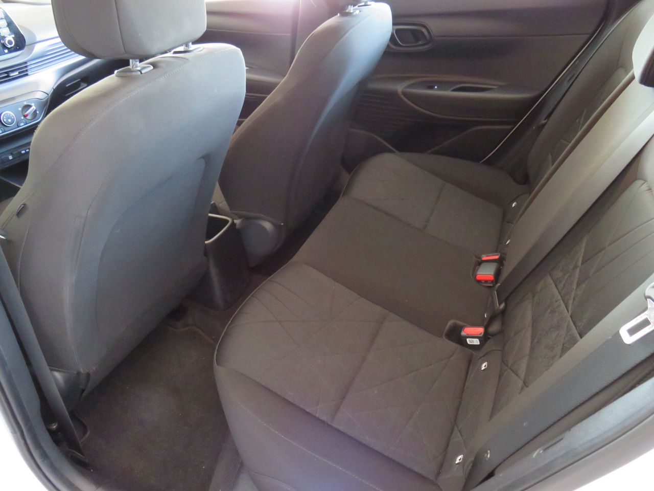 Hyundai Bayon 1.2 tgi 84cv - Foto 17