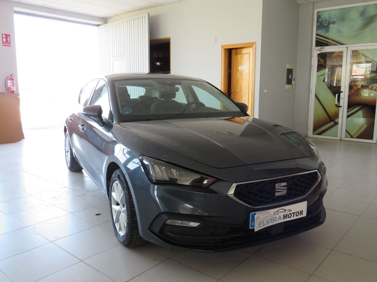 Seat Leon 1.6 TDI 115CV - Foto 6
