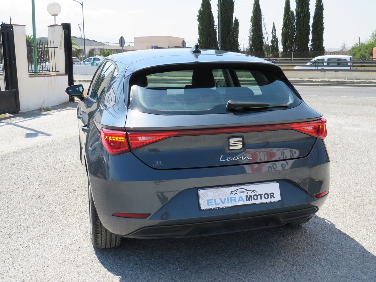 Seat Leon 1.6 TDI 115CV - Foto 17