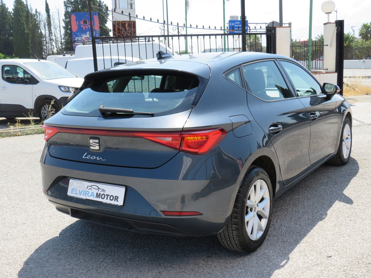 Seat Leon 1.6 TDI 115CV - Foto 29
