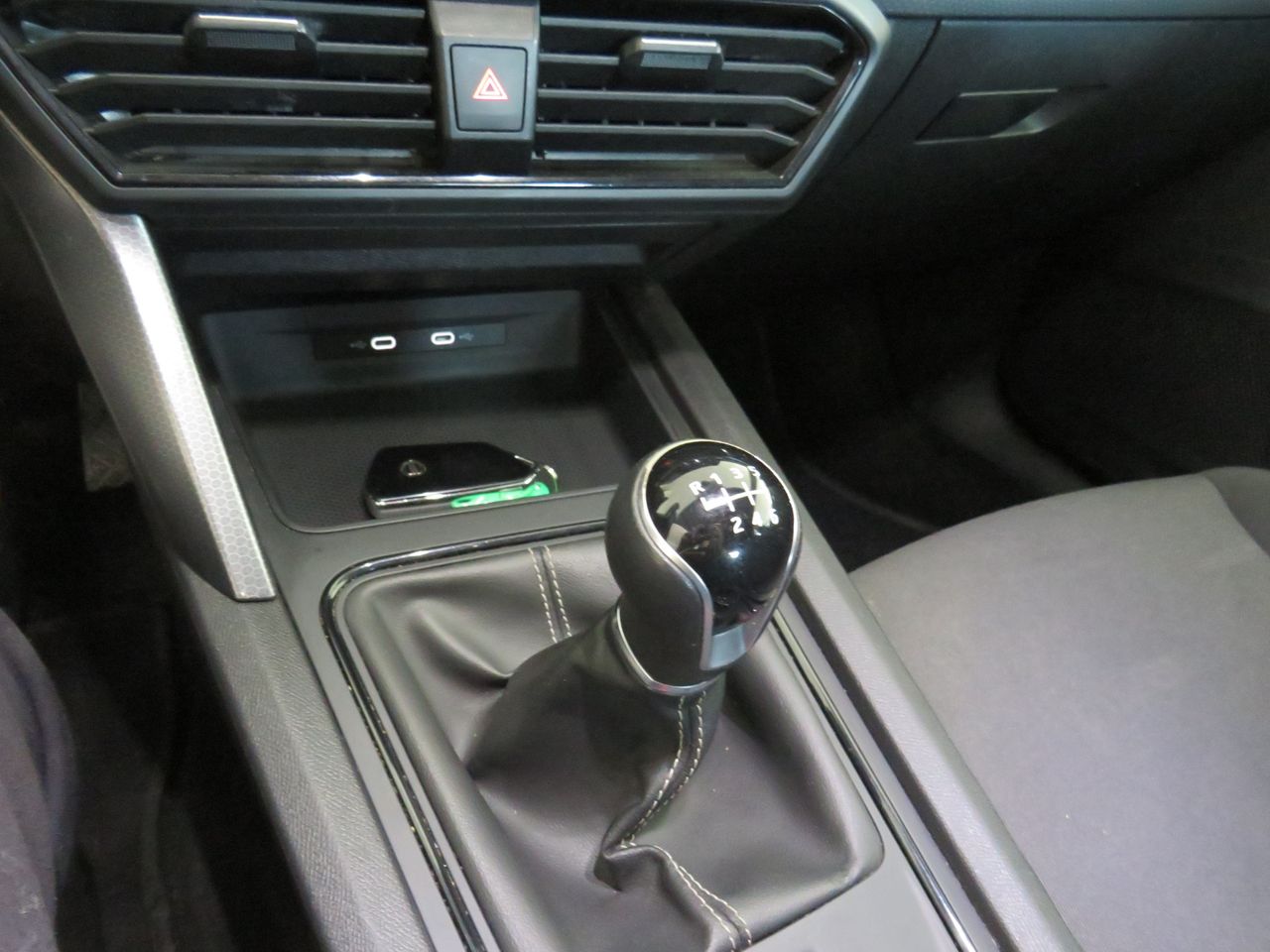 Seat Leon 1.6 TDI 115CV - Foto 25