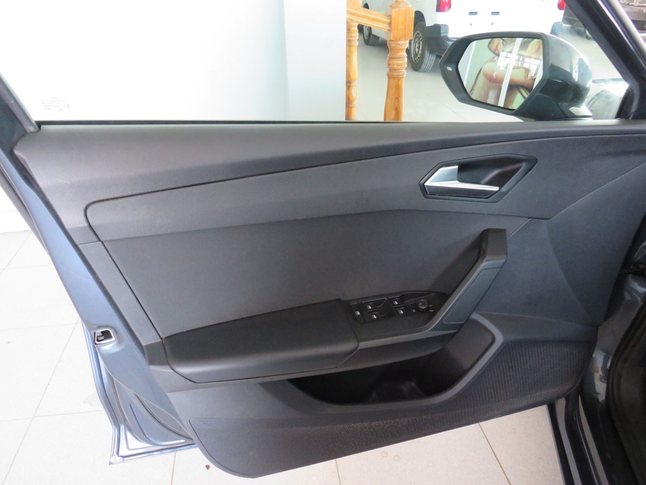 Seat Leon 1.6 TDI 115CV - Foto 20