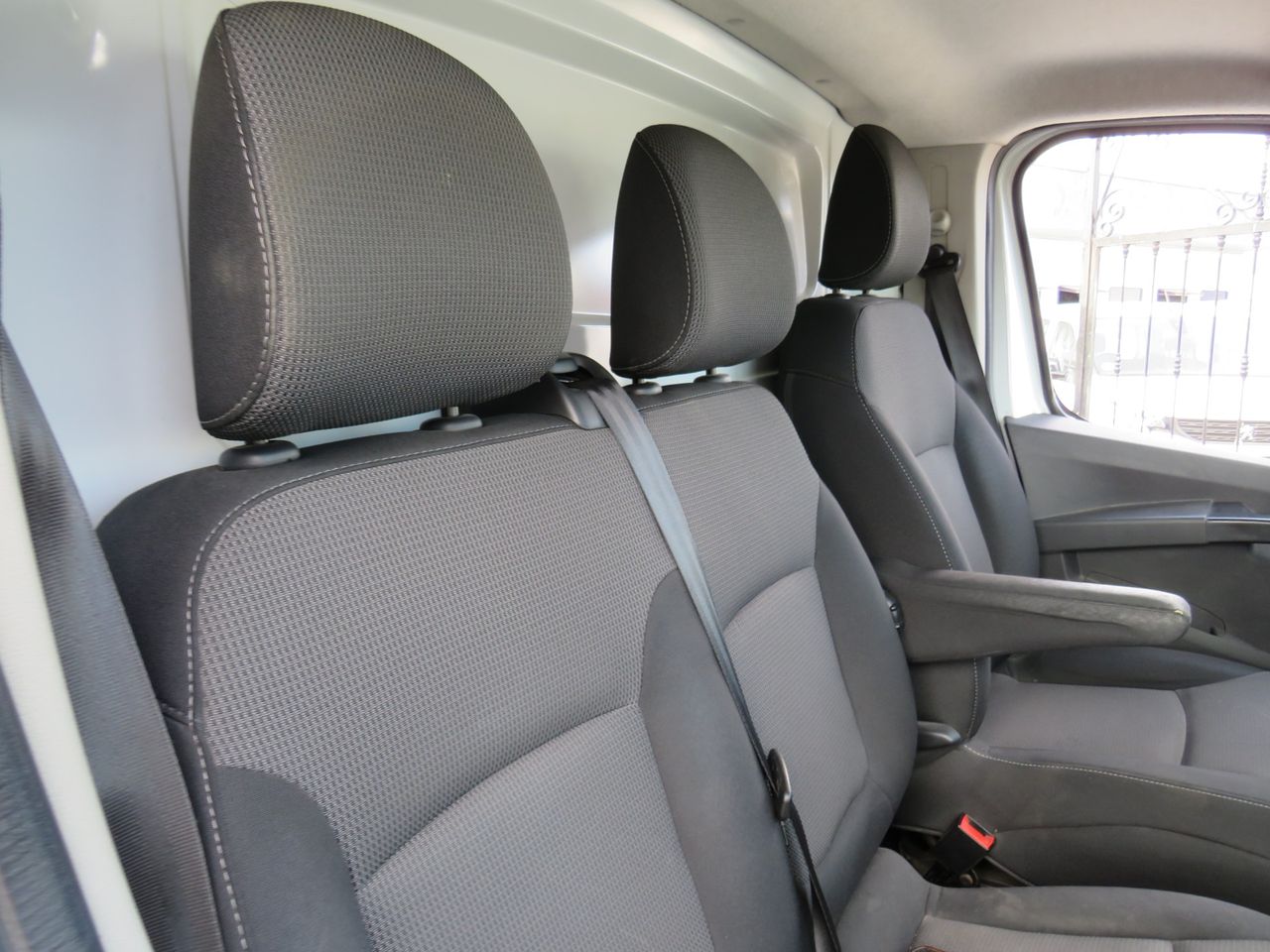 Renault Trafic 2.0 DCI 130CV - Foto 18