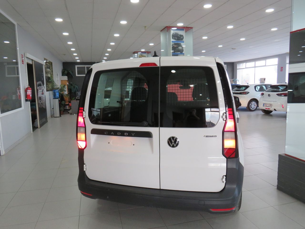 Volkswagen Caddy 2.0 TDI 90 kW VOLKSWAGEN CADDY 2.0 TDI 122 CV 4 MOTION - Foto 10
