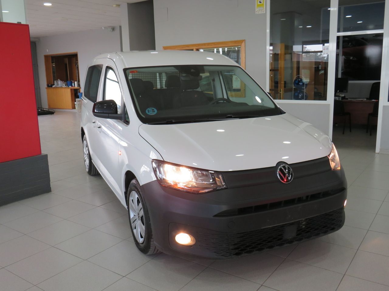 Volkswagen Caddy 2.0 TDI 90 kW VOLKSWAGEN CADDY 2.0 TDI 122 CV 4 MOTION - Foto 17