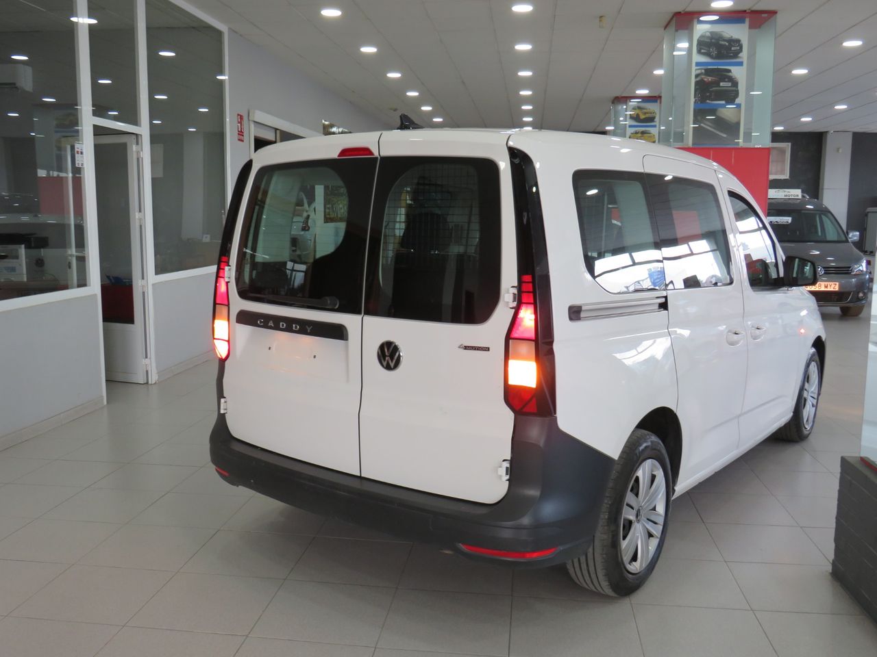 Volkswagen Caddy 2.0 TDI 90 kW VOLKSWAGEN CADDY 2.0 TDI 122 CV 4 MOTION - Foto 14