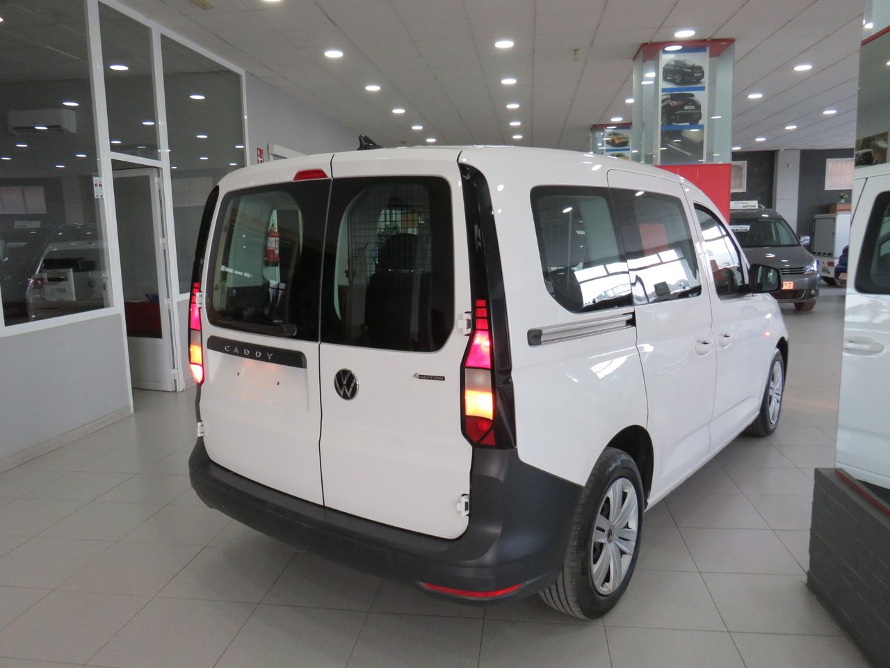 Volkswagen Caddy 2.0 TDI 90 kW VOLKSWAGEN CADDY 2.0 TDI 122 CV 4 MOTION - Foto 11