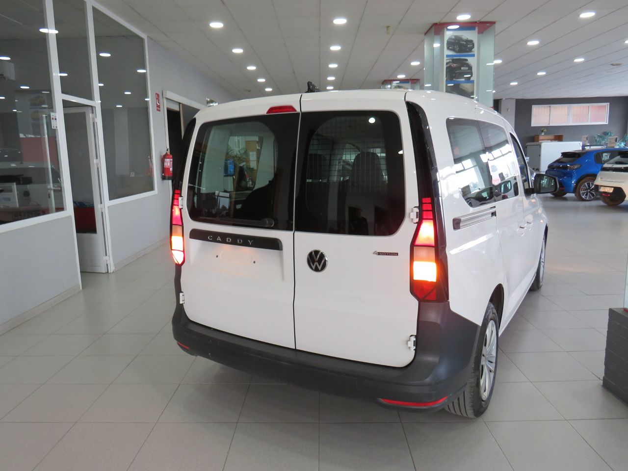 Volkswagen Caddy 2.0 TDI 90 kW VOLKSWAGEN CADDY 2.0 TDI 122 CV 4 MOTION - Foto 5