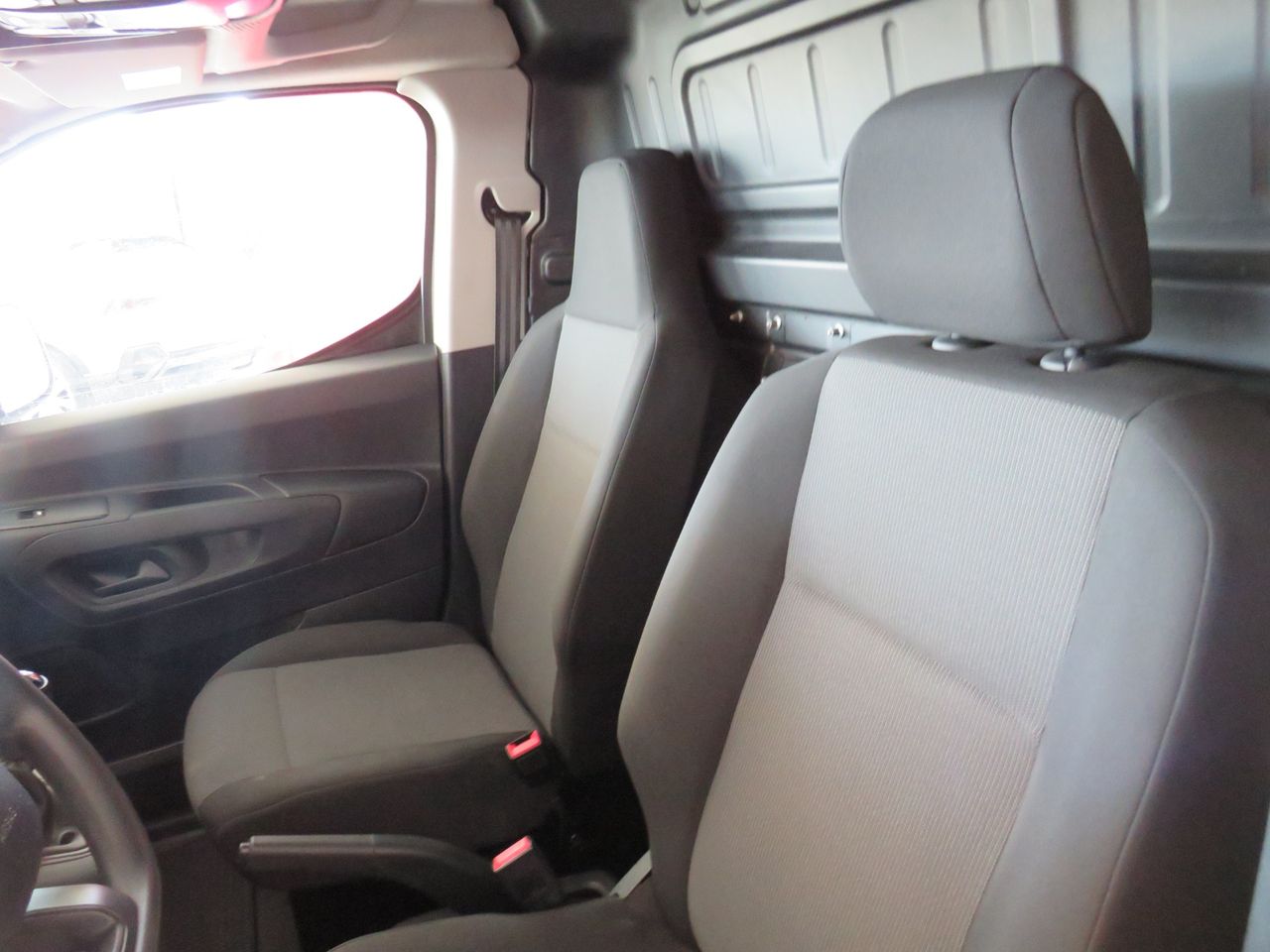 Citroën Berlingo Talla M BlueHDi 100 S&S Feel - Foto 13