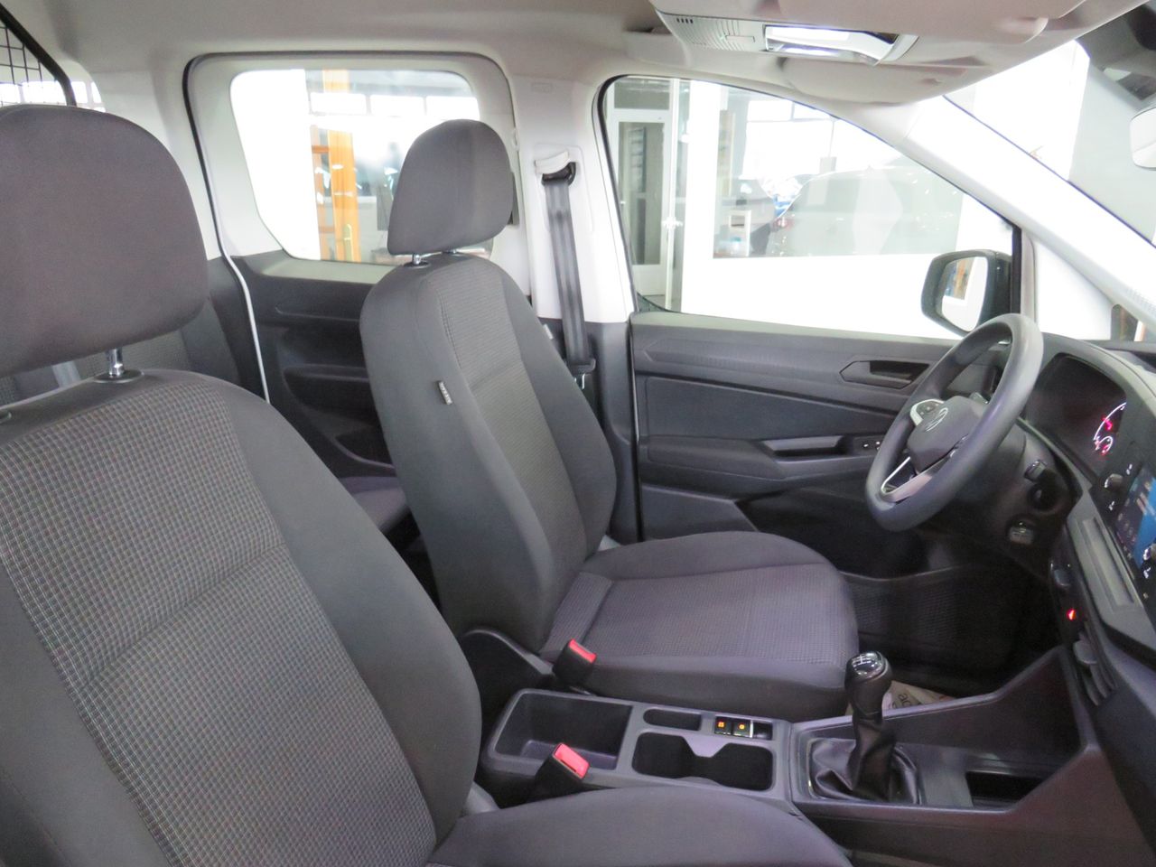 Volkswagen Caddy 2.0 TDI 90 kW - Foto 24