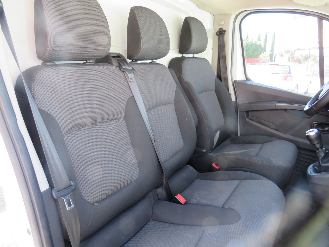 Renault Trafic 2.0 DCI 130CV - Foto 15