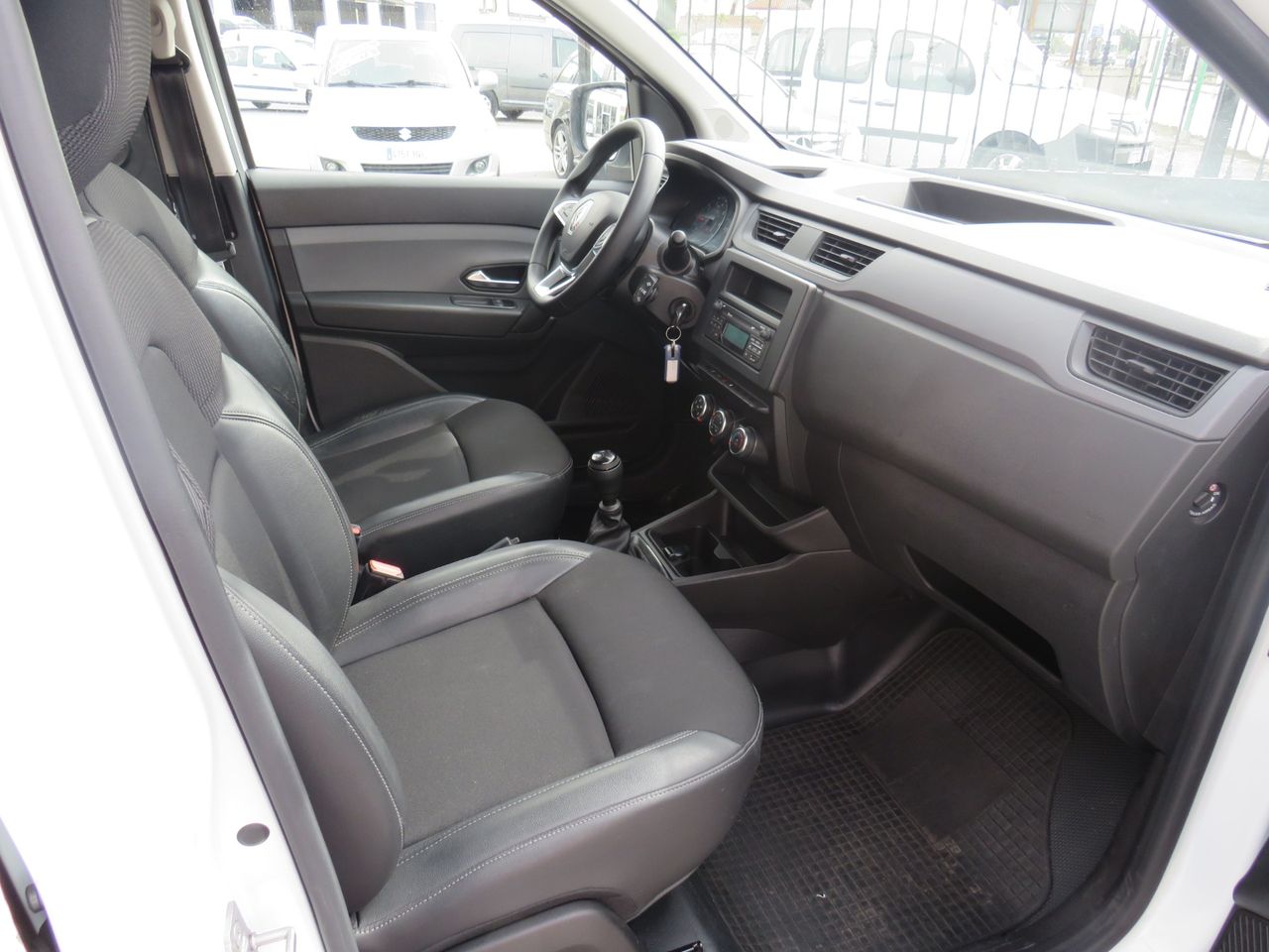 Renault Express 1.5 dci - Foto 23
