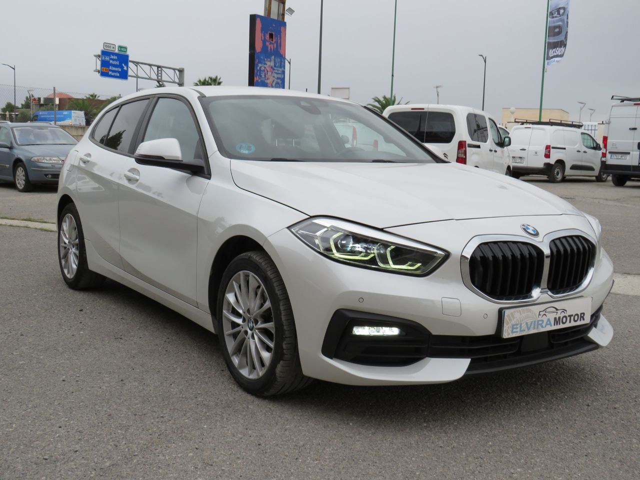 BMW Serie 1 118i Aut. - Foto 4