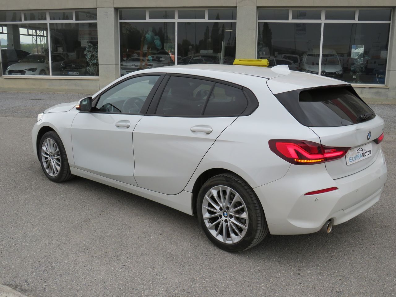 BMW Serie 1 118i Aut. - Foto 6