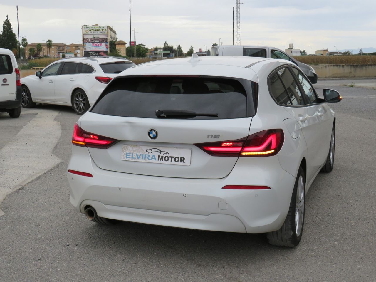 BMW Serie 1 118i Aut. - Foto 9
