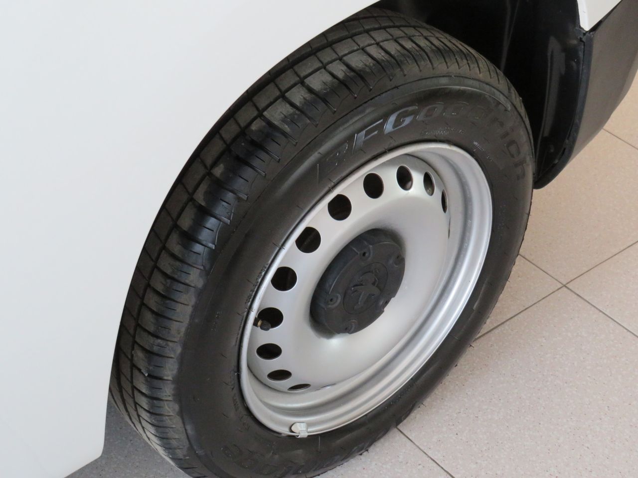 Peugeot Partner 1.6 HDI 102CV FURGON CERRADO - Foto 11