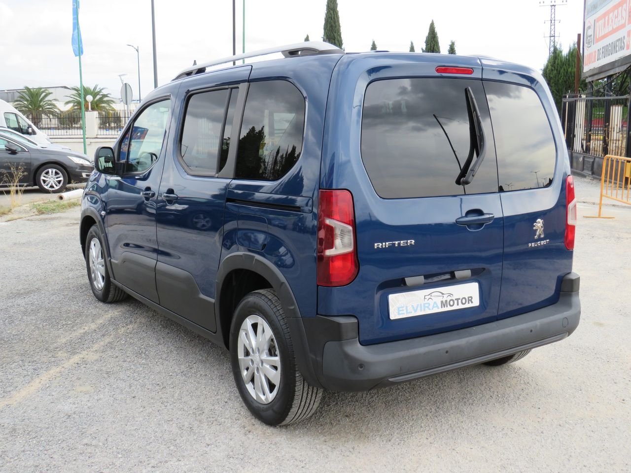 Peugeot Rifter Access Standard BlueHDi 100 - Foto 6