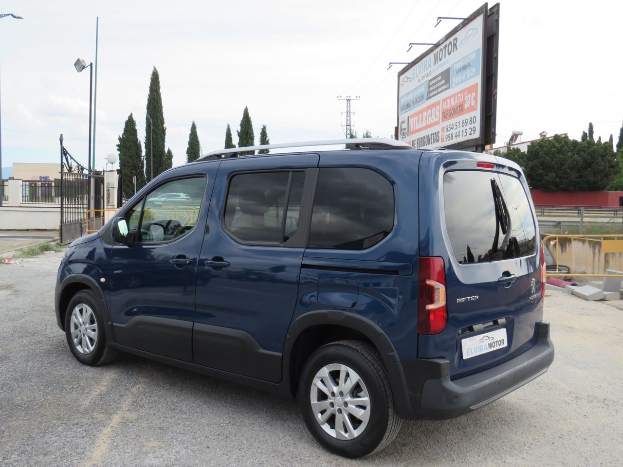 Peugeot Rifter Access Standard BlueHDi 100 - Foto 16