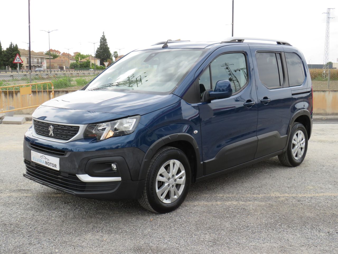 Peugeot Rifter Access Standard BlueHDi 100 - Foto 13