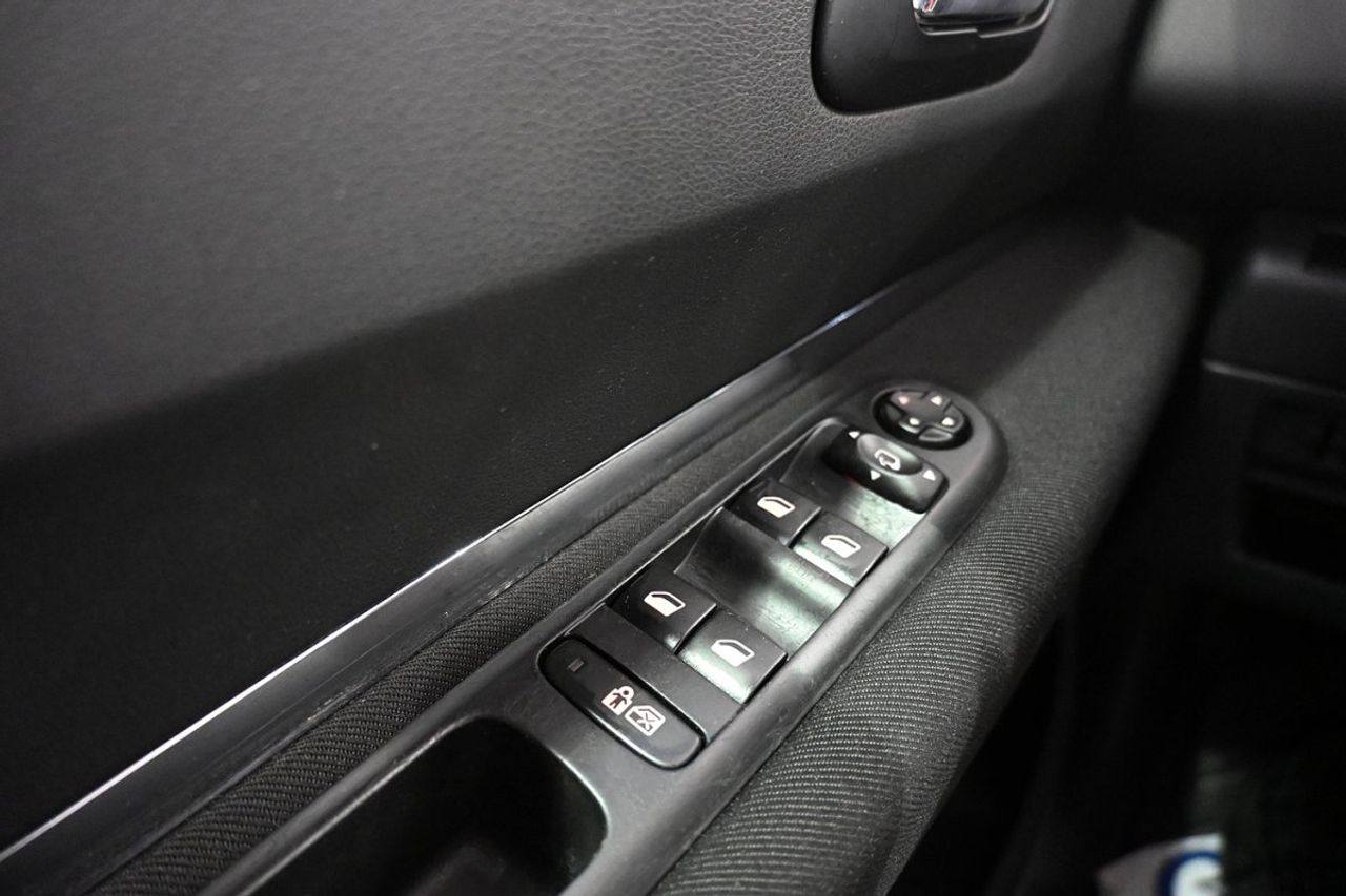 Peugeot 3008 3008 Allure 1.6 e-HDi 110 FAP CMP Blue Lion - foto 18