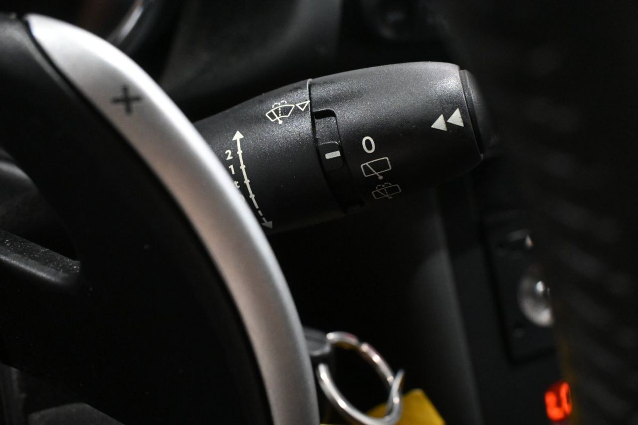 Peugeot 3008 3008 Premium 1.6 HDI 110 FAP - foto 24