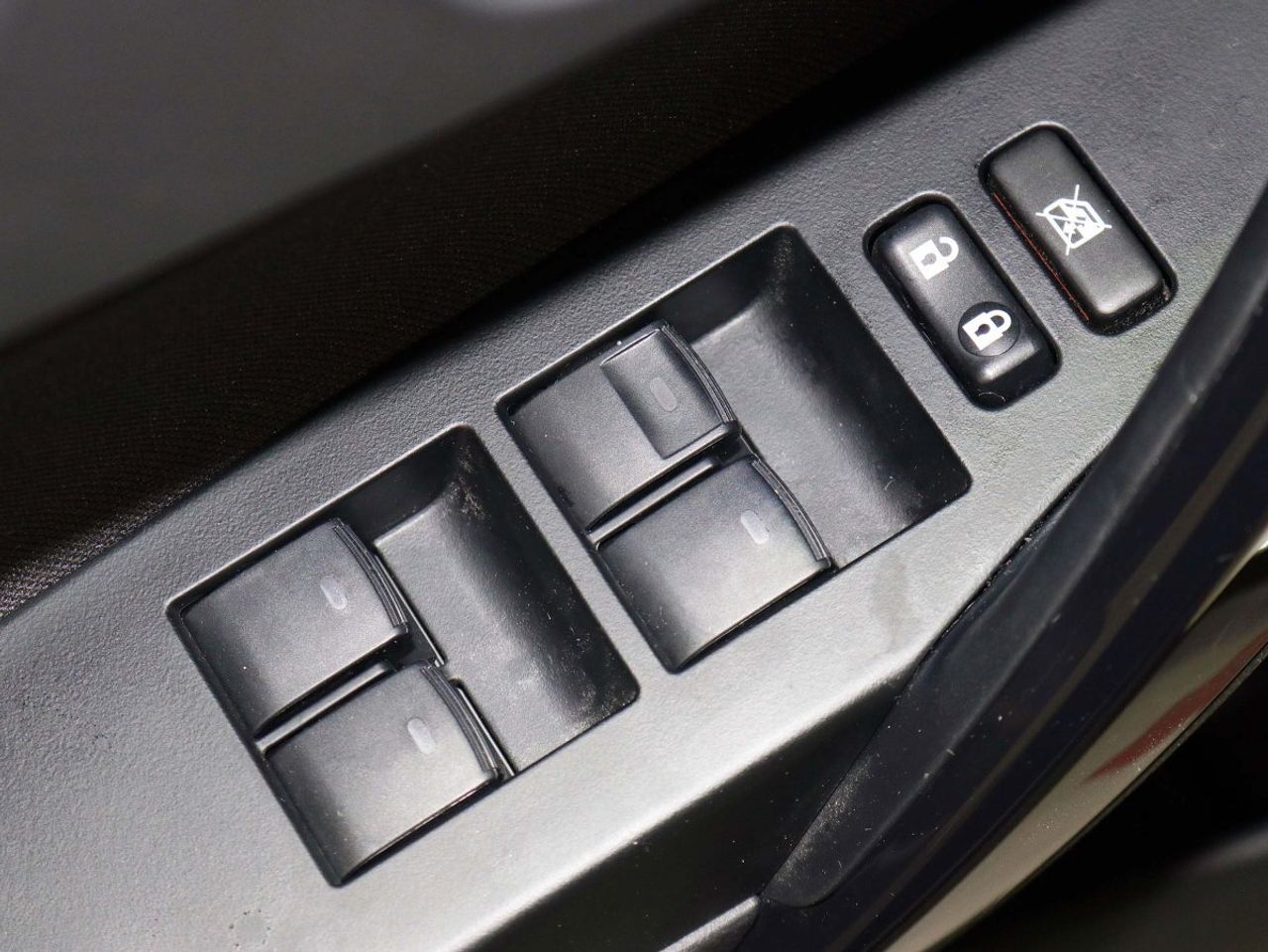 Toyota Auris 120T Active 85 kW (116 CV) - foto 29