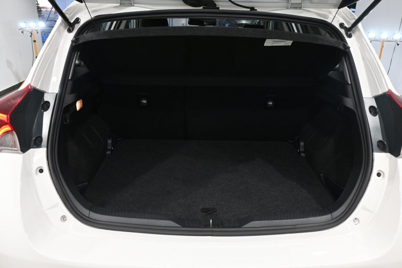 Toyota Auris 120T Active - foto 8