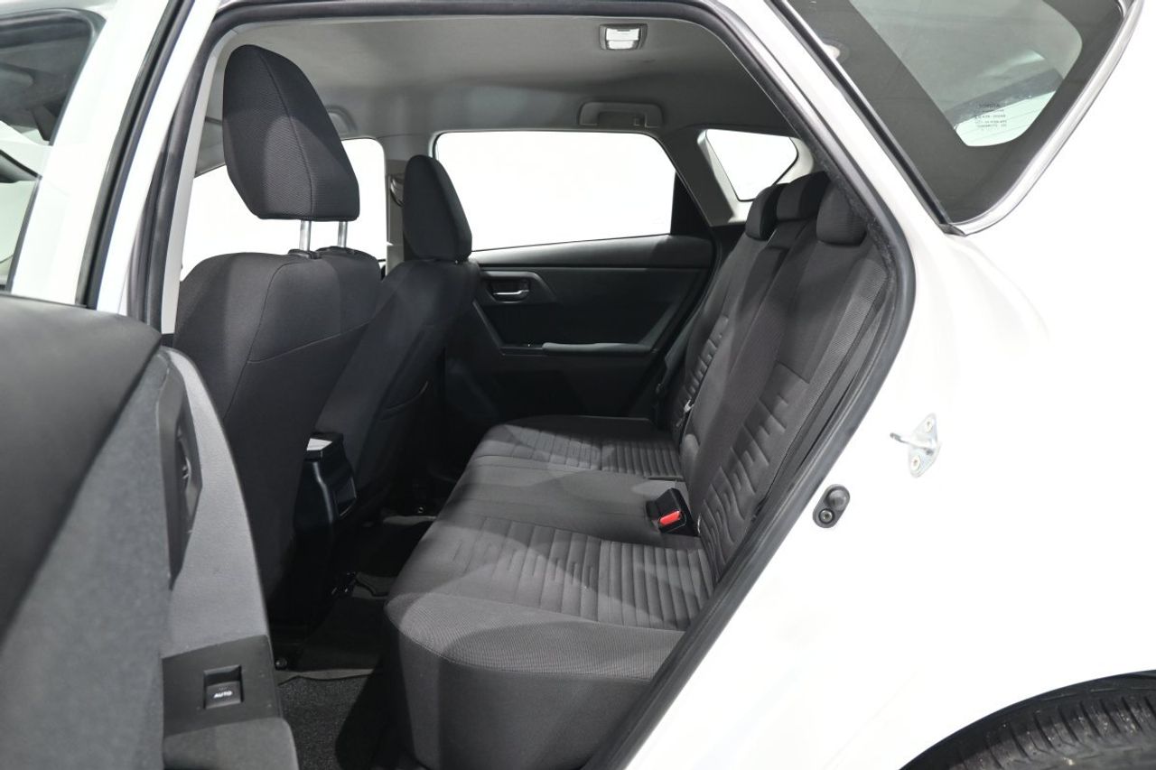 Toyota Auris 120T Active - foto 11