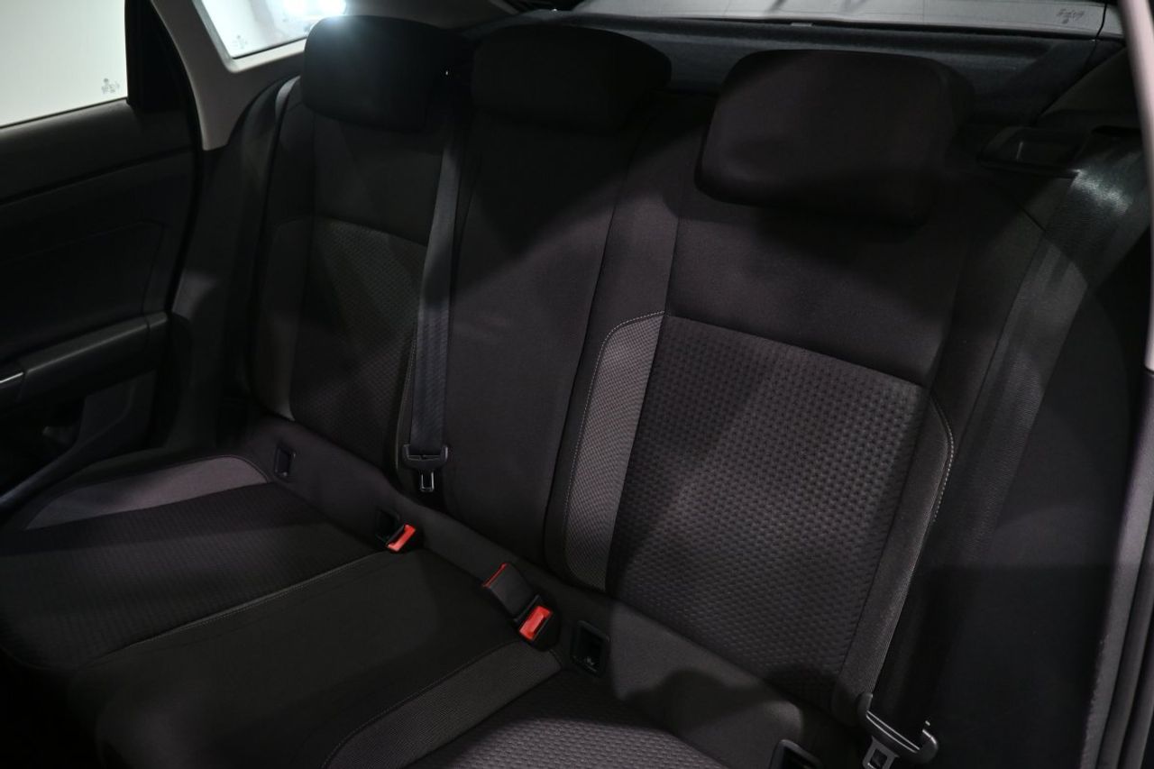 Volkswagen Taigo LIFE 1.0 TSI 110 CV - foto 13